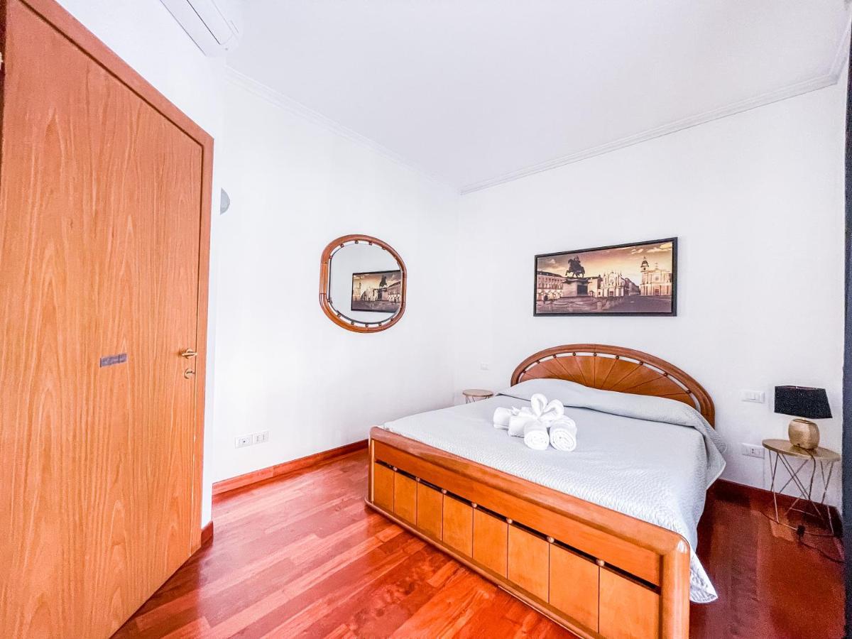Myhouse Inn Porta Nuova - Affitti Brevi Italia トリノ エクステリア 写真